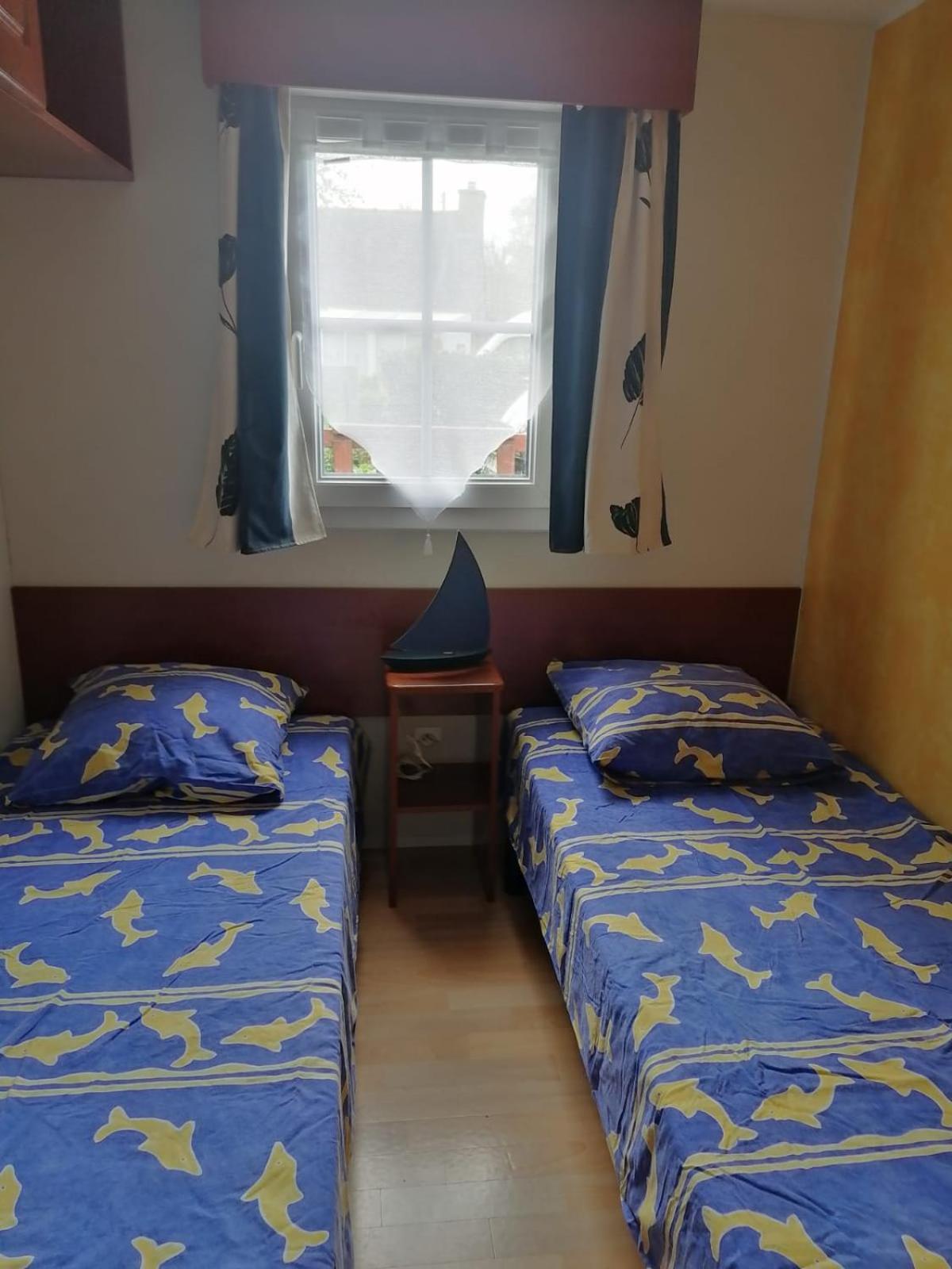 Mobil-Home Dans Camping Municipal Kermaria-Sulard Extérieur photo