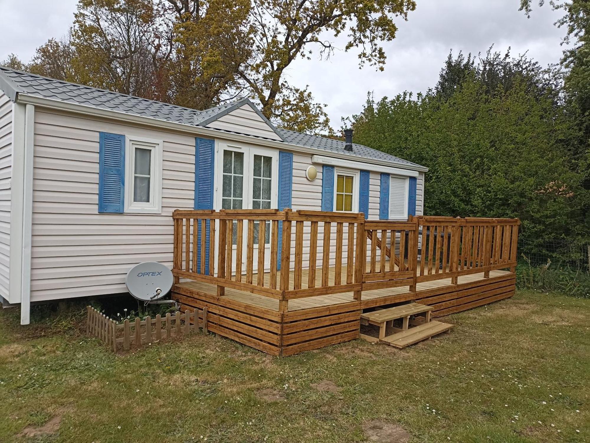 Mobil-Home Dans Camping Municipal Kermaria-Sulard Extérieur photo